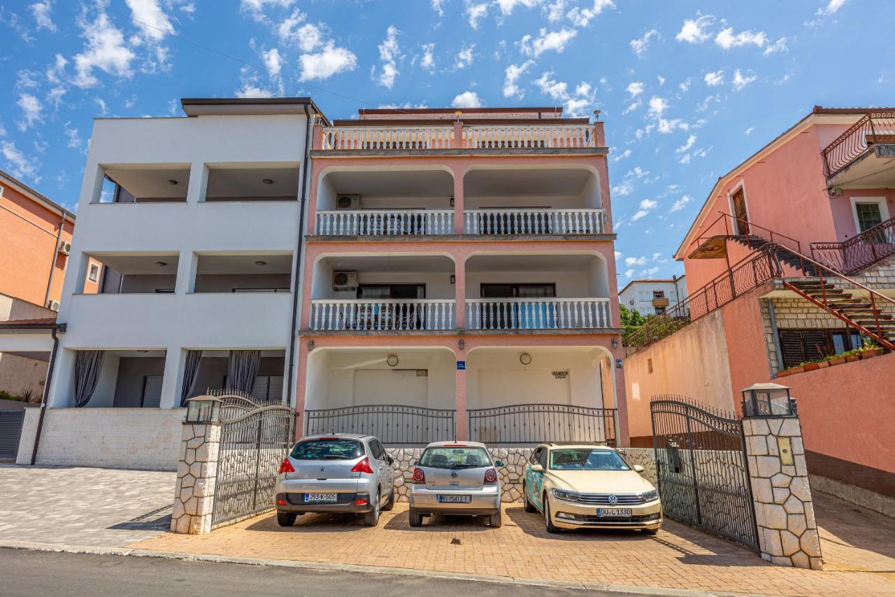 Apartments Lacic 2 Криквеница Екстериор снимка